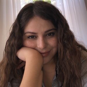 Meet your Posher, Sharon